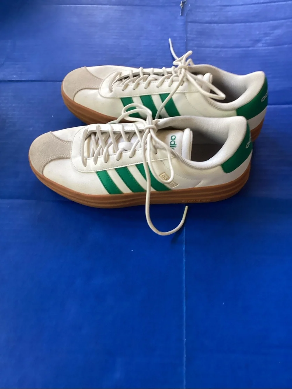 adidas White Sneakers with Green Stripes and Gum Sole, size 8.5